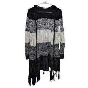 *3 FOR $9* Almost Famous Colorblock Open Front Fringe Edge Midi Cardigan Sweater